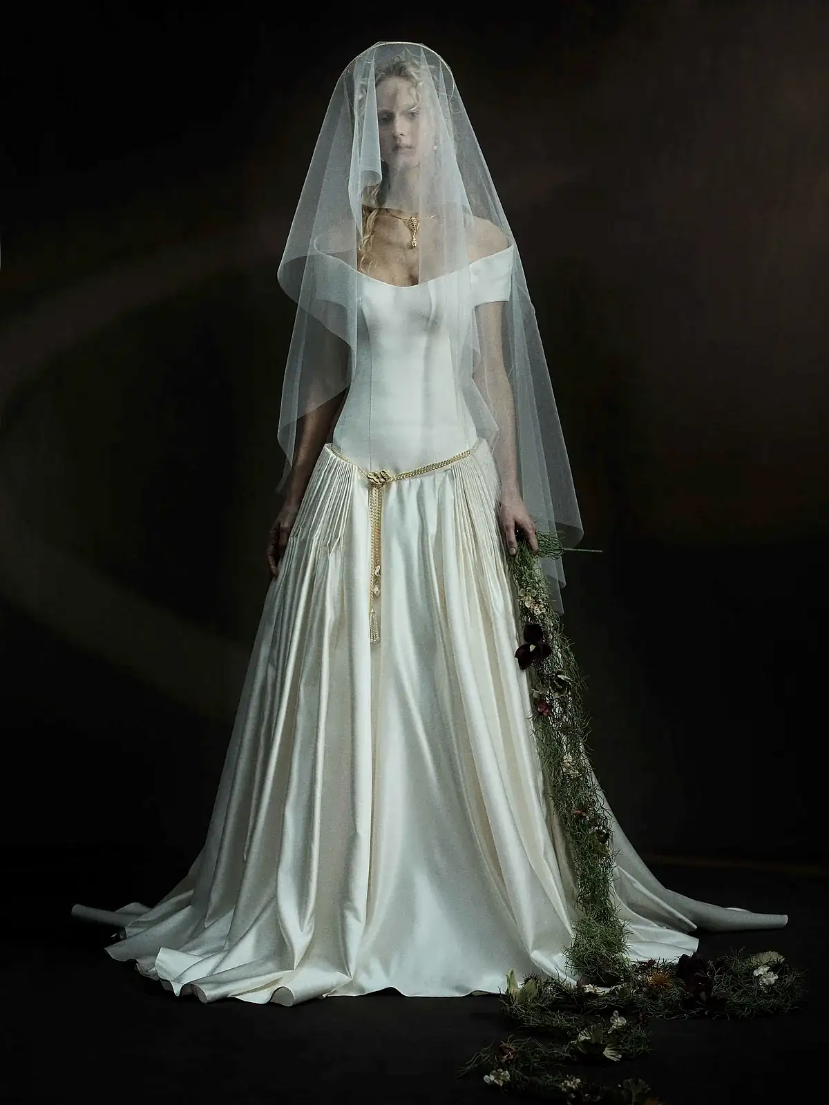 Cyra - Look II - the Golden Bough