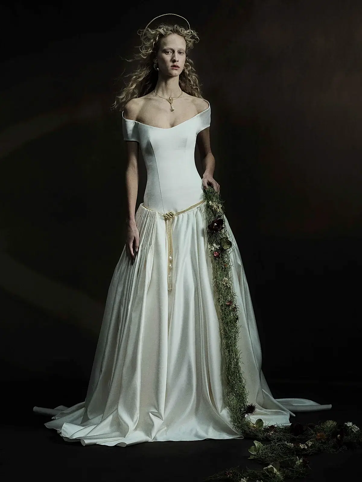 Cyra - Look II - the Golden Bough